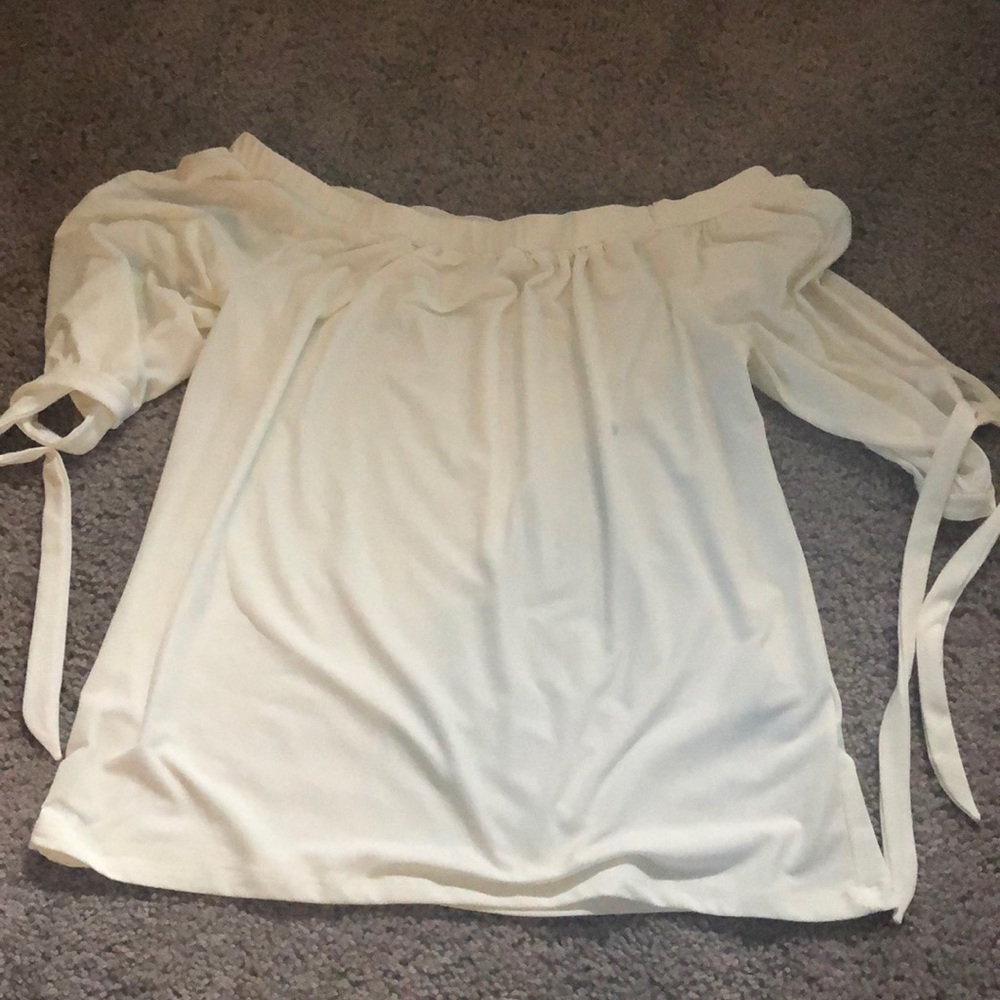 NEVER WORN